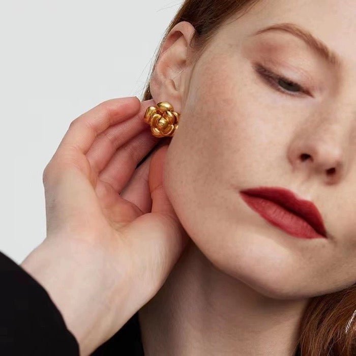 Elegant Camille Flower stud earrings