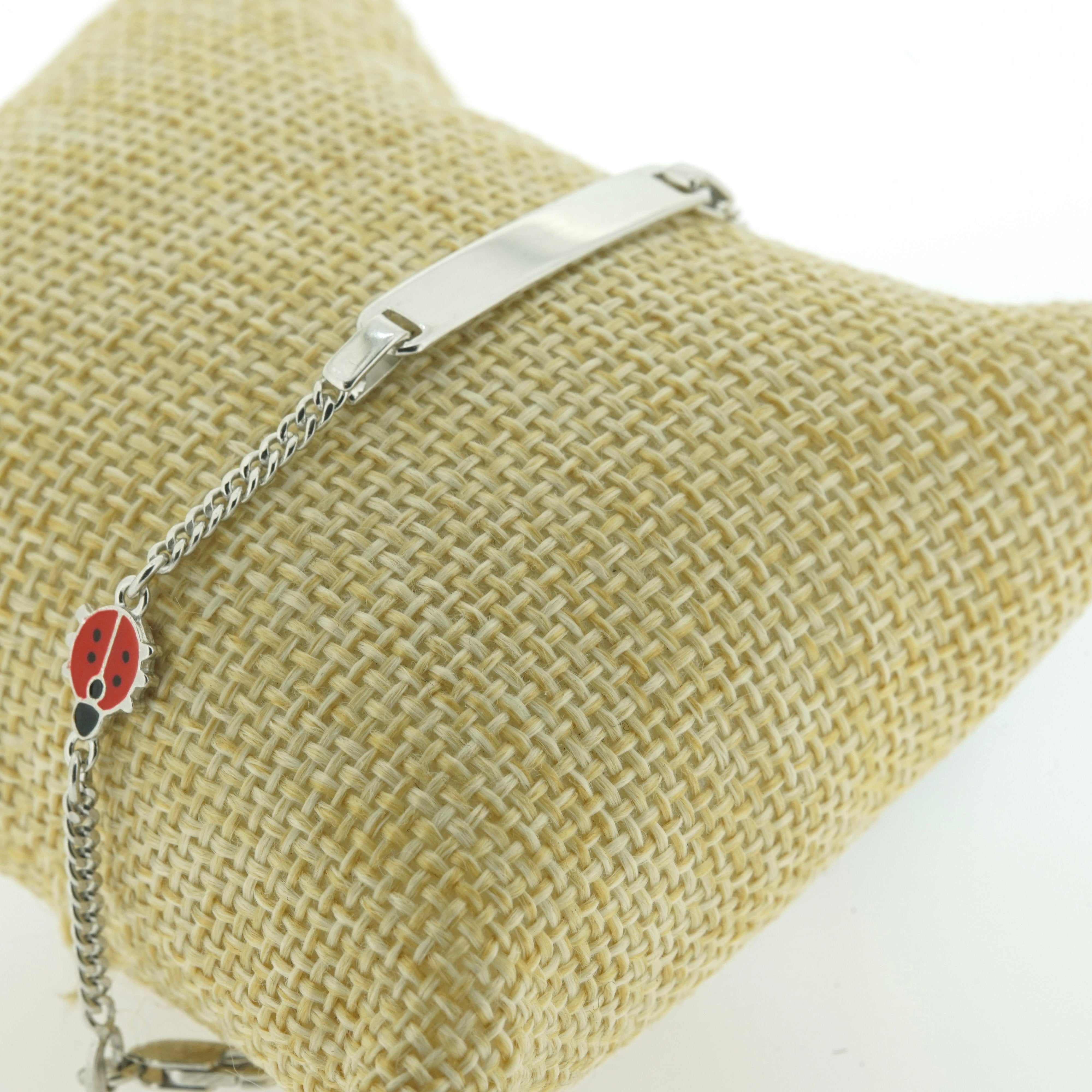 Babyarmbandje met Naam | Lieveheersbeestje