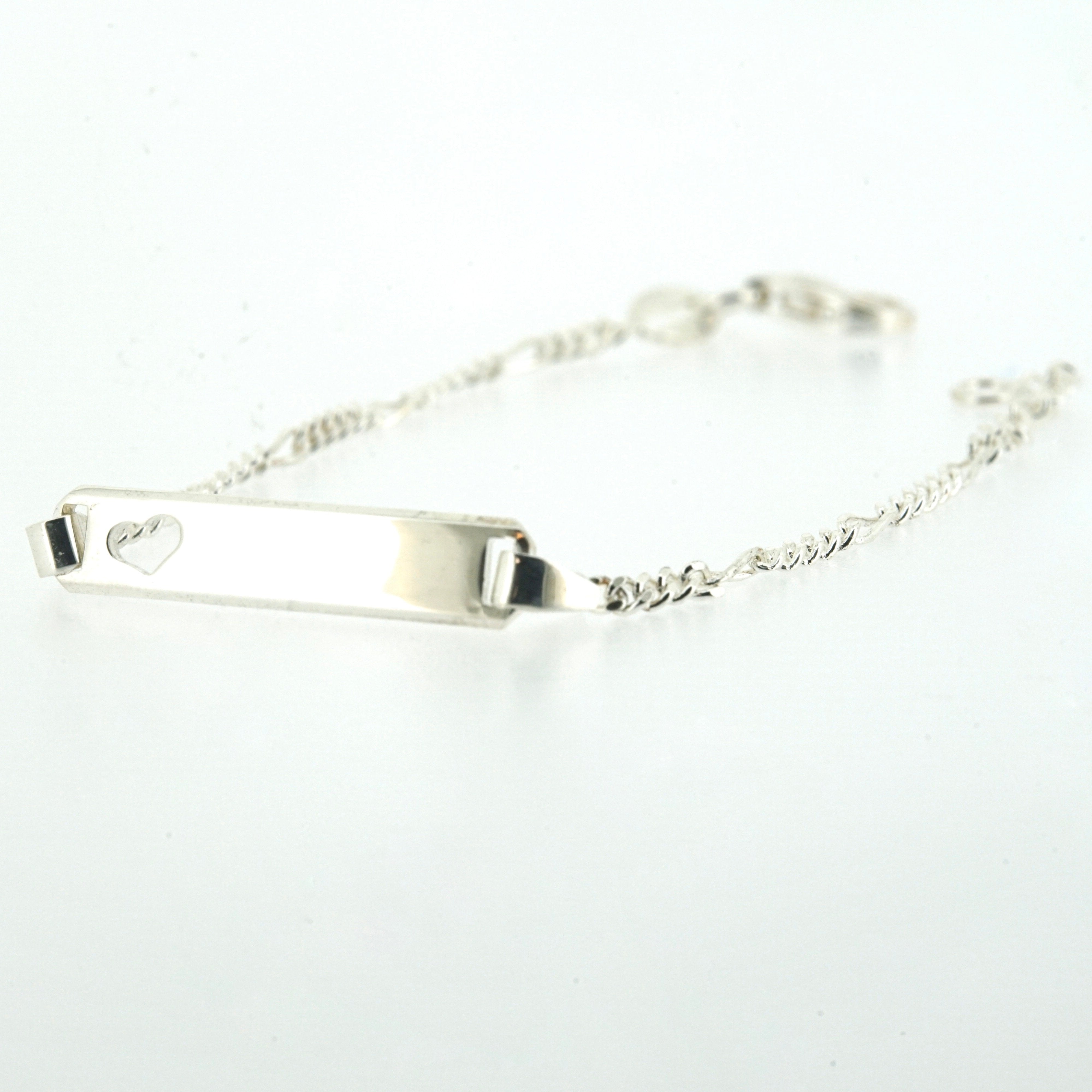 Babyarmbandje met Naam | Hart Figaro