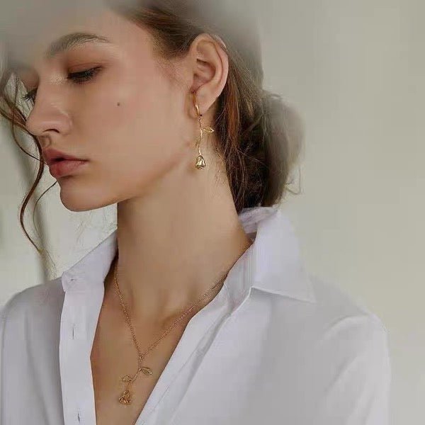 Fluid line rose flower ear cuff - one piece