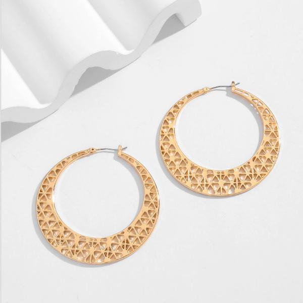 Moon Net - Oversized gold hoop earrings