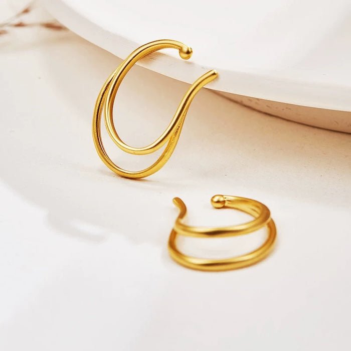Minimalist double circle matte earring - one piece