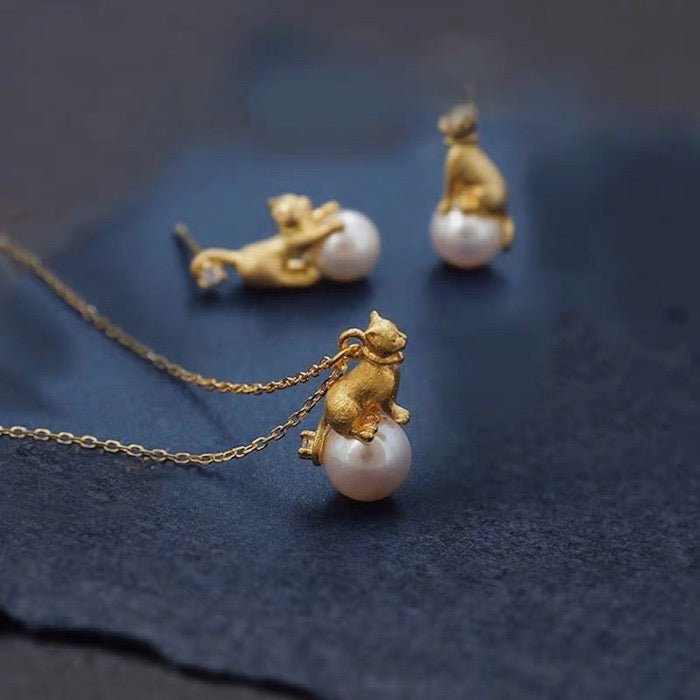 Cute asymmetrical cat earrings and necklace
