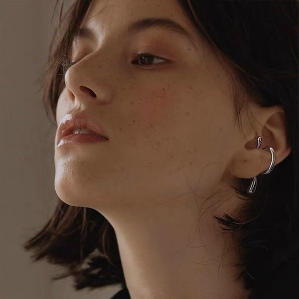 Geometric line small ear cuff - one piece
